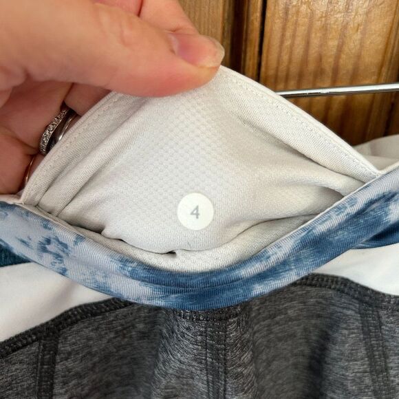 Lululemon Womens Size 4 Gray White Blue Cropped Leggings Athletic‎ Pants Sporty - Picture 6 of 6